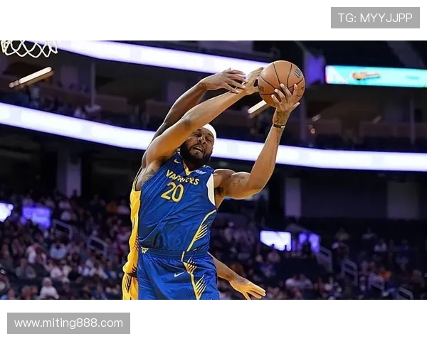 勇士两将表现堪忧 波杰控卫失误格林致命失误